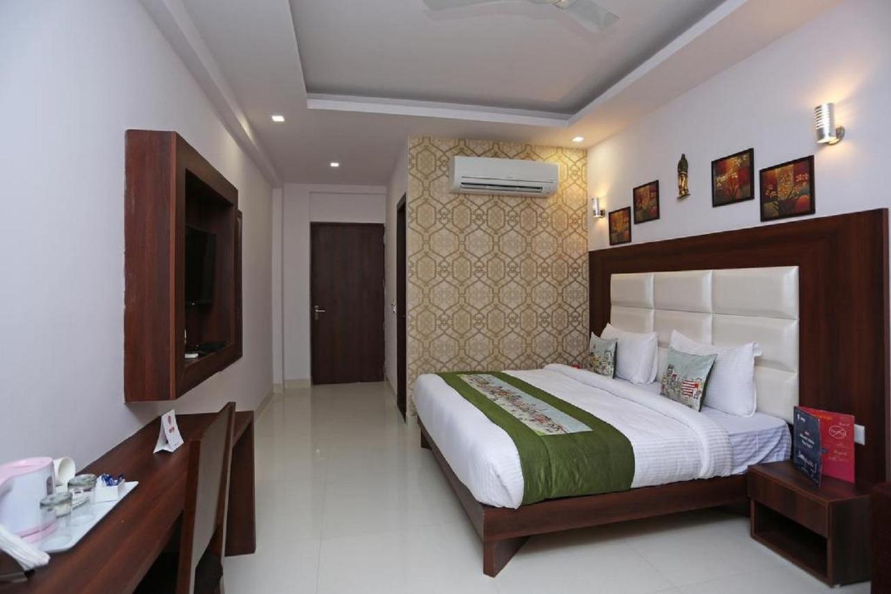 Hotel The Westend Green 新德里 外观 照片